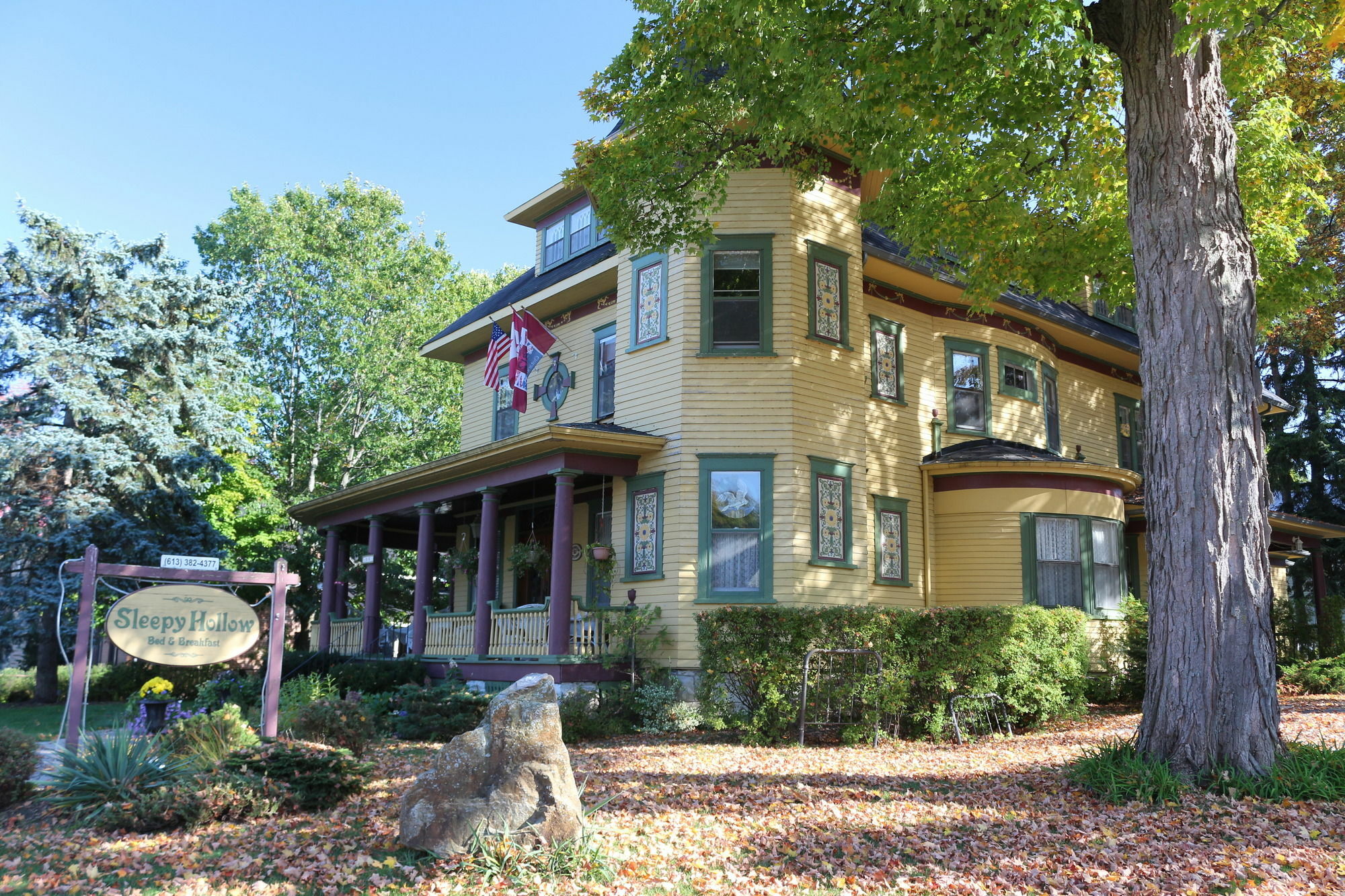 Sleepy Hollow B&B Gananoque Exterior foto